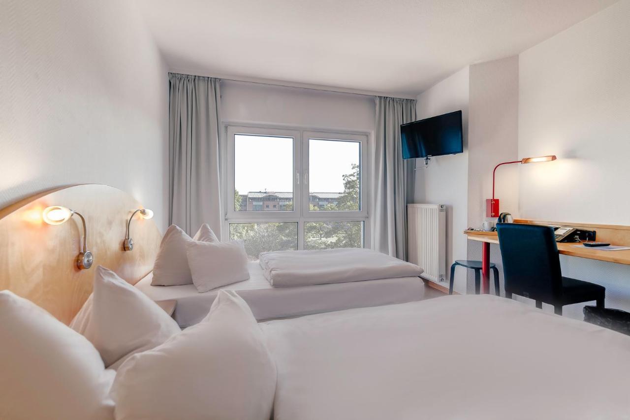 Ambiente Langenhagen Hannover By Tulip Inn Esterno foto