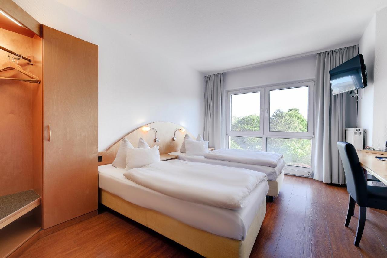 Ambiente Langenhagen Hannover By Tulip Inn Esterno foto